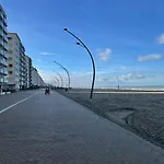 Seaview Terlinck Ii - Luxe Hoekappartement Met Zeezicht 6 Personen Appartement La Panne