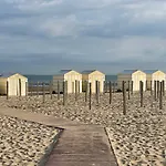 Seaview Terlinck Ii - Luxe Hoekappartement Met Zeezicht 6 Personen Appartement La Panne