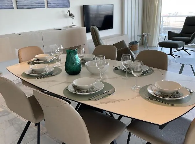 Seaview Terlinck Ii - Luxe Hoekappartement Met Zeezicht 6 Personen De Panne